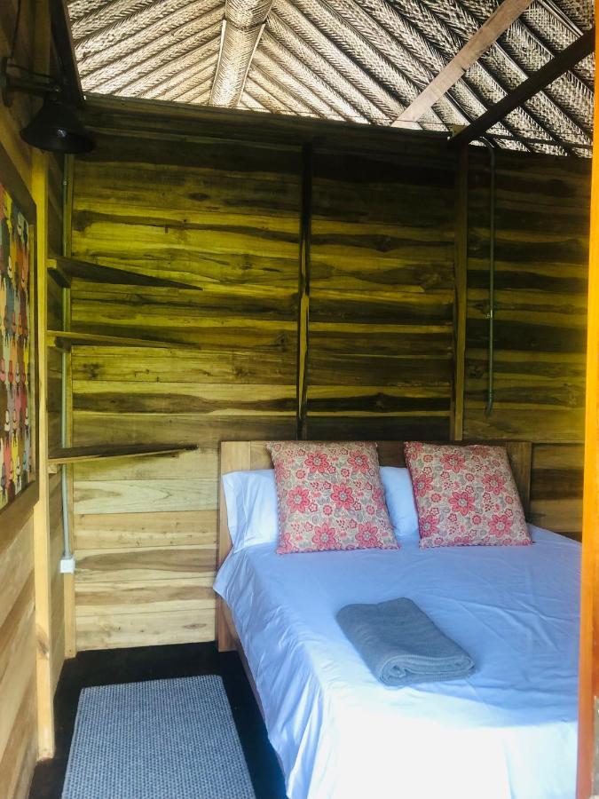 Palm Beach Hostal Guachaca エクステリア 写真