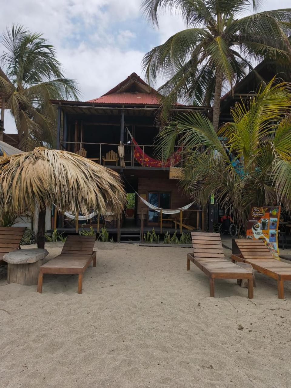 Palm Beach Hostal Guachaca エクステリア 写真
